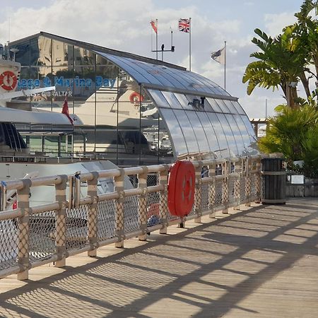 Luxury Yacht Stay "White Dove" Sleeps 6 Gibraltar Extérieur photo