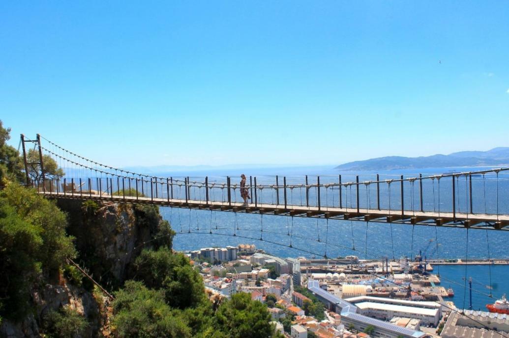 Luxury Yacht Stay "White Dove" Sleeps 6 Gibraltar Extérieur photo