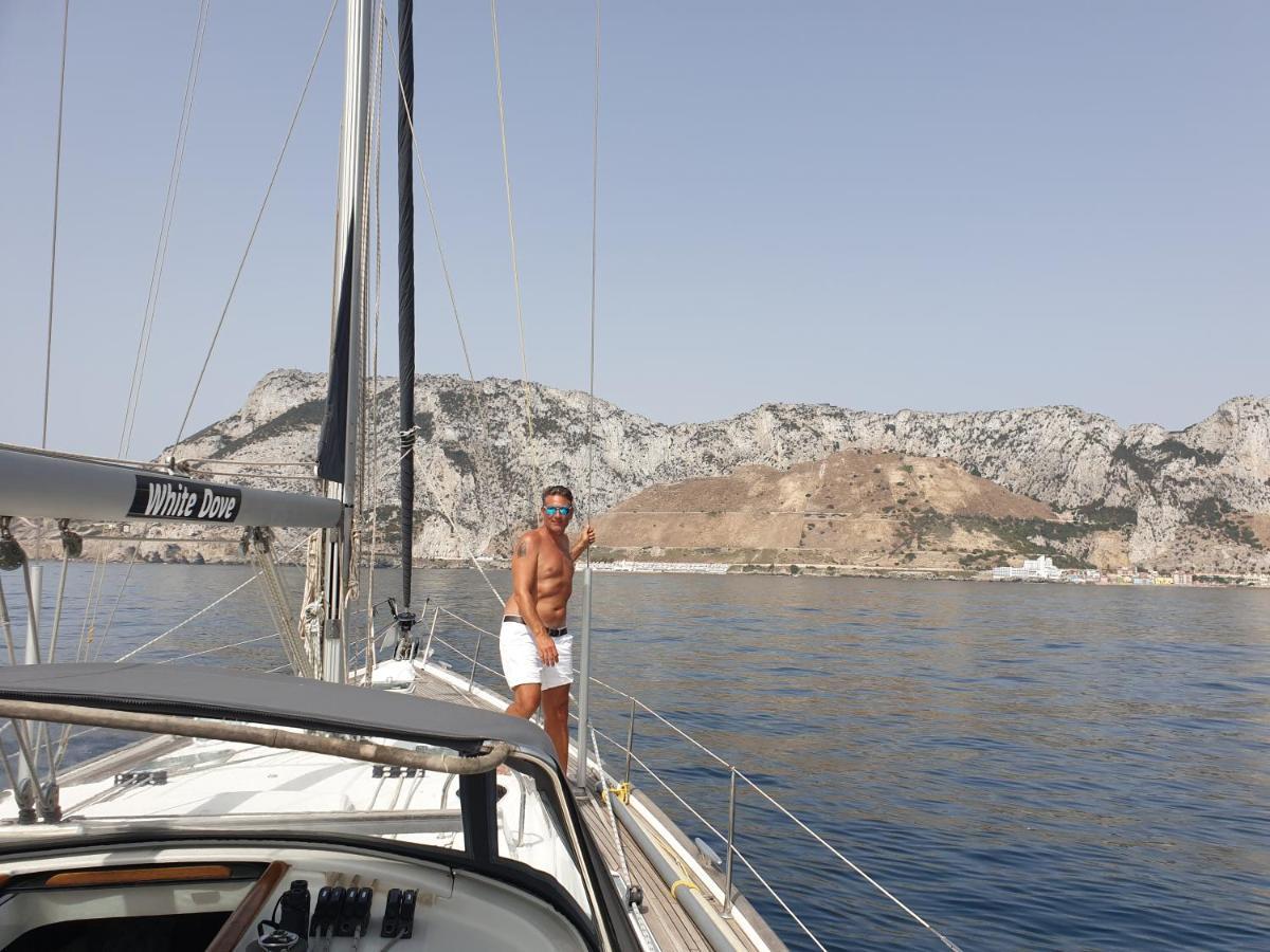 Luxury Yacht Stay "White Dove" Sleeps 6 Gibraltar Extérieur photo